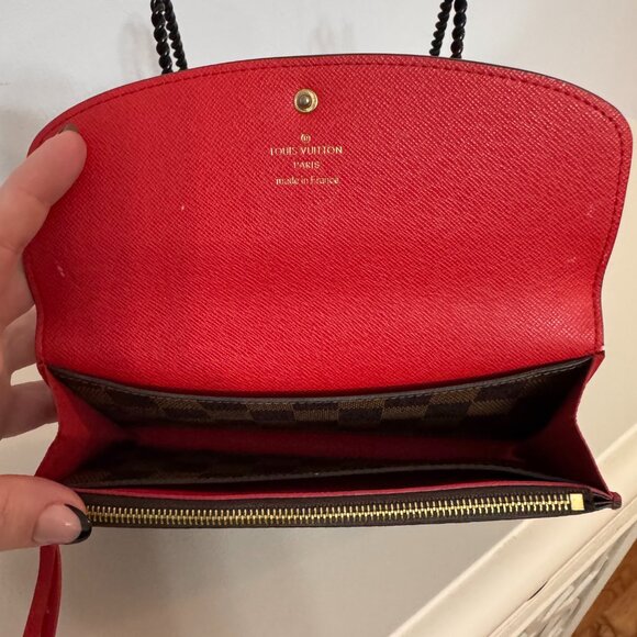 Fake Designer Wallet - Picture 4 of 5